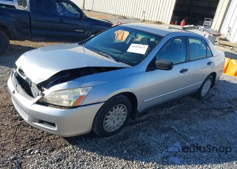 2007 Honda Accord 2.4 Vp z USA, uszkodzony, nr VIN JHMCM561X7C011125